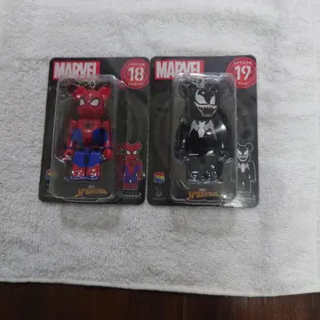 베어브릭 스파이더맨 베놈 2세트