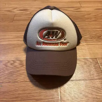 A&W 트래커 햇 베이지 브라운 메쉬 캡