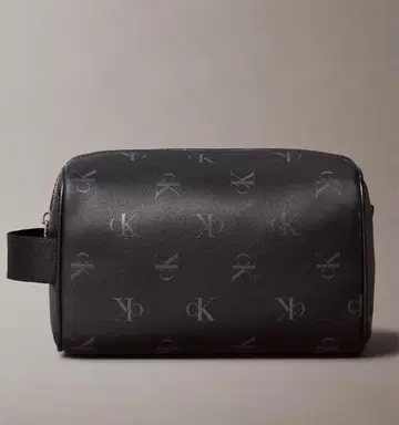 미사용품 캘빈클라인 세컨드 백 클러치백 가죽 모노그램