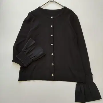 고품질 폭시 프릴 플레어 슬리브 크루넥 가디건 블랙