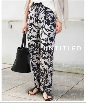 완판템 미사용 UNTITLED 보타니컬 플라워 프린트 와이드 팬츠