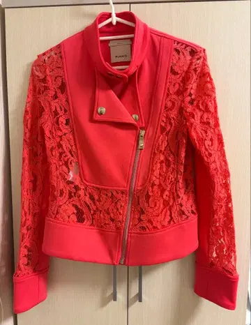 PINKO 코랄 핑크 테일러드 자켓