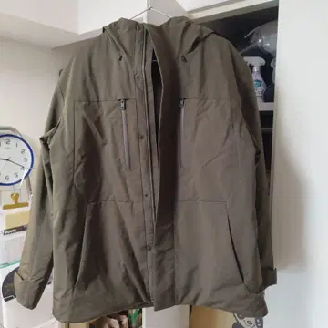 유니클로 하이브리드 다운 후드티 XL 다크 브라운