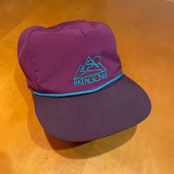 PATAGONIA 와인 레드 캡