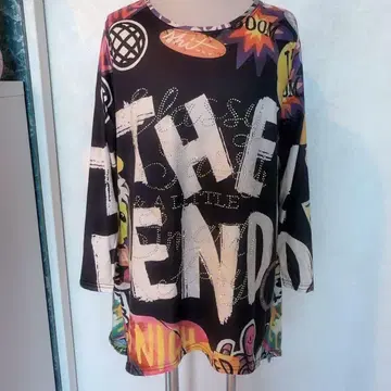 컬러풀 그래픽 큐빅 튜닉 긴팔 T셔츠 L