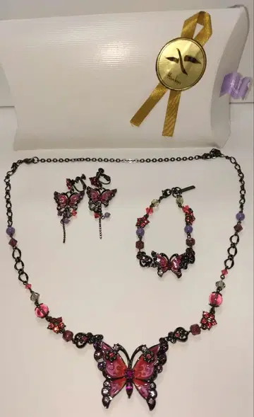 안나수이 나비 모티브 주얼리 세트 3점