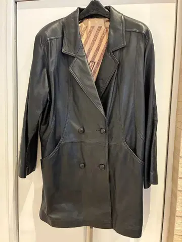 블랙 가죽 더블 브레스트 자켓