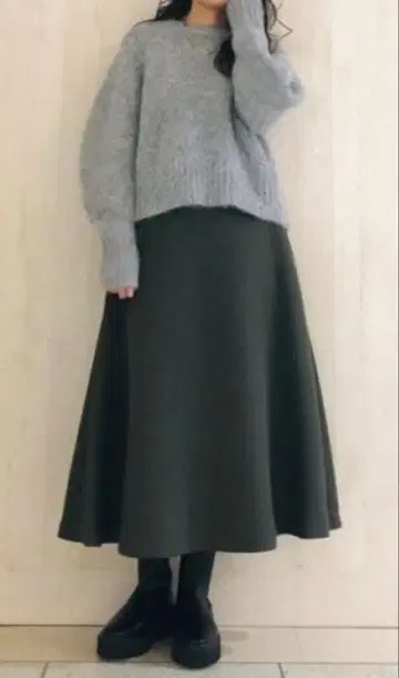 PLST 퀼팅 플레어 스커트 올리브 카키 사이즈 M