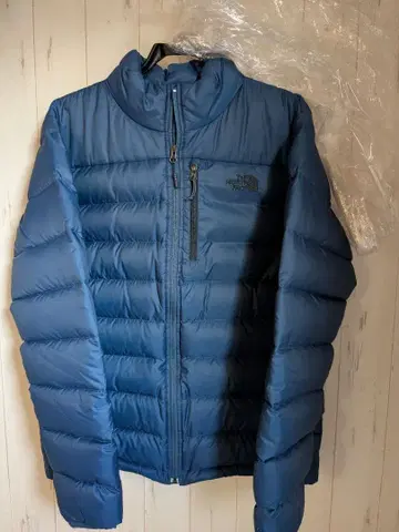 The North Face 블루 다운 자켓