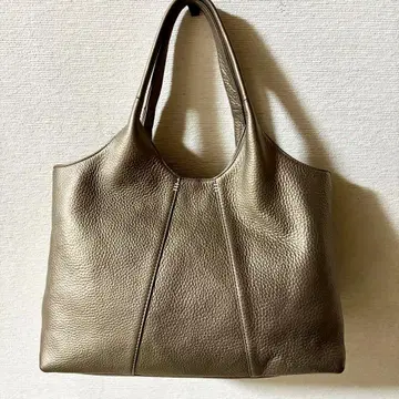 WAKO 브론즈 계열 가죽 토트백 주름 가죽