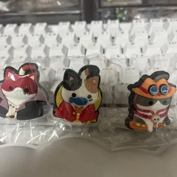 원피스 가챠가챠 샹크스 루피 에이스