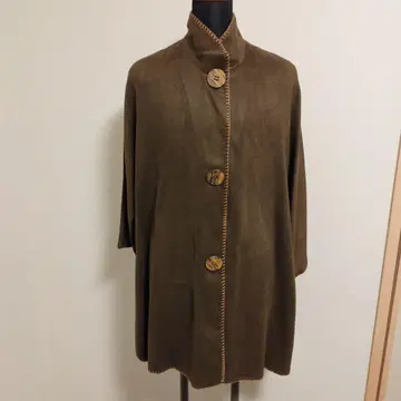 이타리야 브라운 스웨이드풍 1매 코트 팔분 소매