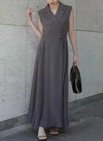 [ 미사용 ] anuans 더블 새틴 테일러드 플레어 원피스