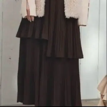 [ 새상품 ] tal. by yuimi 브라운 플리츠 스커트 yumi L