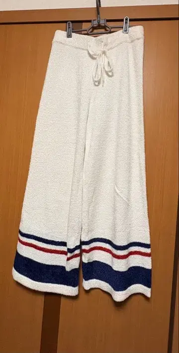 조엘 로브숑 & 젤라또피케 룸웨어