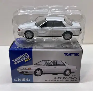 토미카 리미티드 빈티지 네오 닛산 스카이라인 GXi Type X