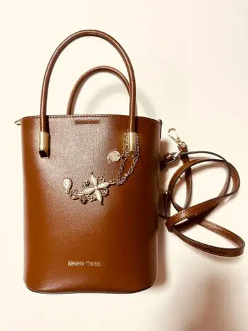 사만사 타바사 브라운 숄더백