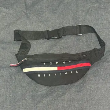TOMMY HILFIGER 웨스트 파우치 블랙