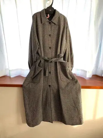 하자 있음 체크 무늬 롱 코트 미즈이로 인드