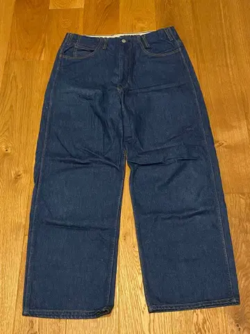 WEST의 다크 블루 와이드 팬츠