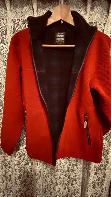 U.P renoma 빨간색 플리스 자켓 집업