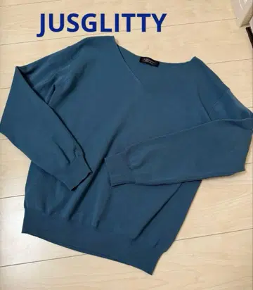 미사용 새상품 JUSGLITTY V넥 긴팔 니트 짙은 녹색
