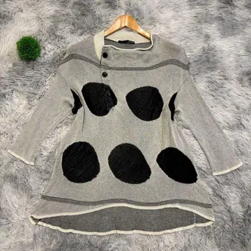 POINTLIGNE 사이즈 38(M) 도트 무늬 오부 소매 니트