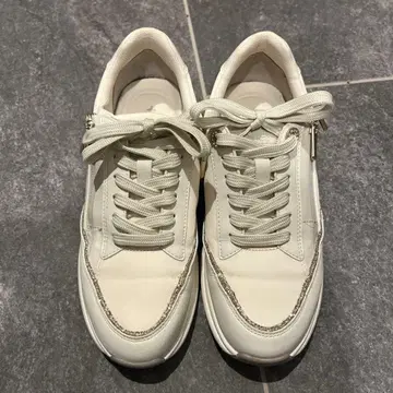 플러스 다이애나 올웨더 스니커즈 사이드 지퍼 S 블랙