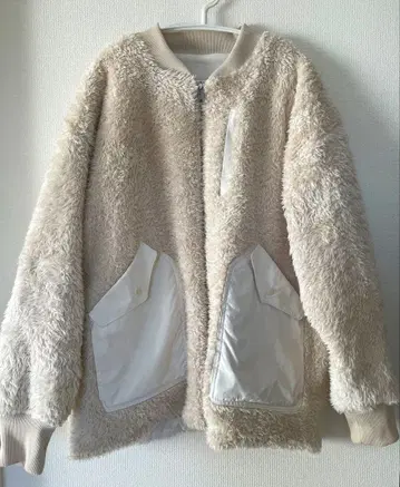 워크맨 플러스 보아 자켓 리버서블 베이지 아우터 심플