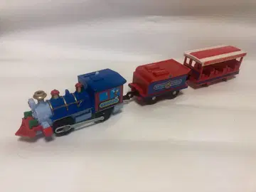 디즈니 프라레일 증기기관차와 여객차 세트