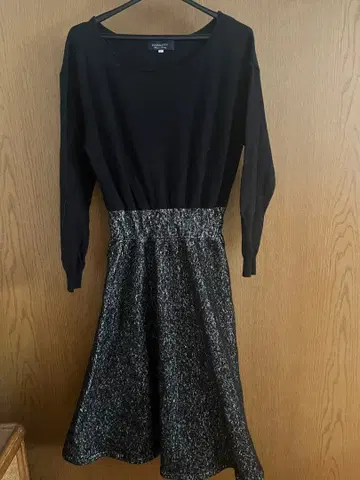 저스길리티 트위드 도킹 니트 원피스