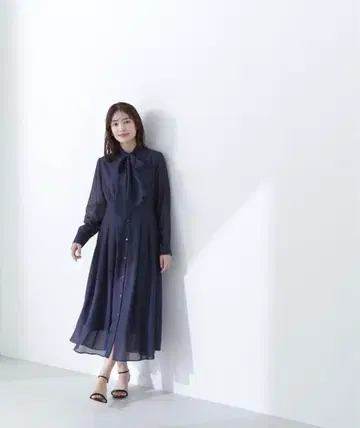 시어 스트라이프 보타이 원피스