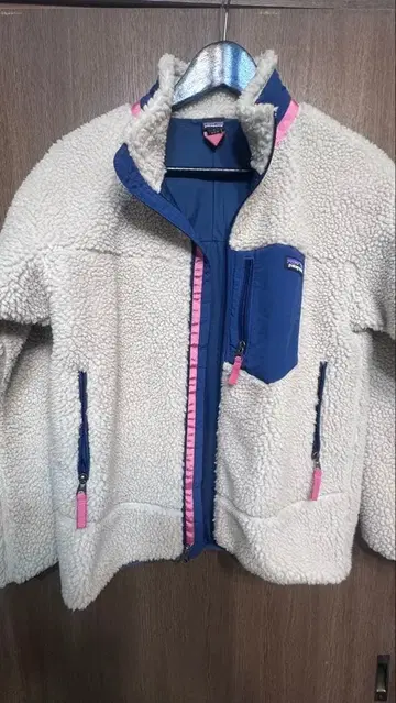 patagonia 플리스 자켓 XL 베이지/네이비