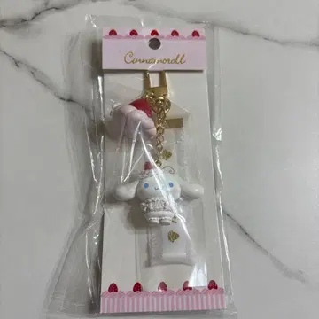 딸기 휘핑 케이크 산리오 시나모롤