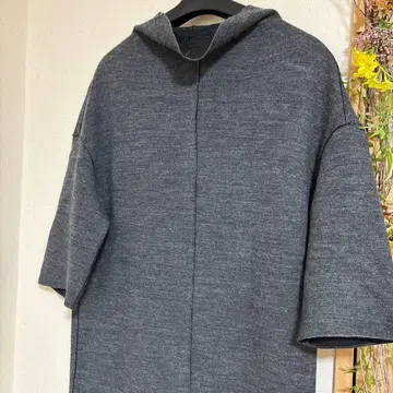 레킵 요시에 이나바 차콜 그레이 원피스