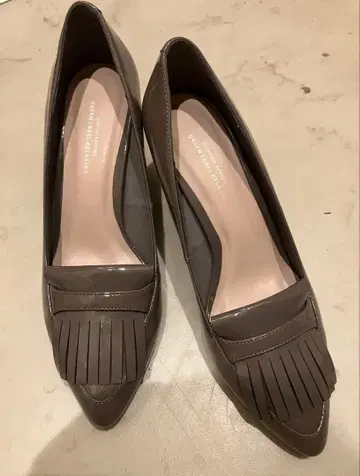 그린 라벨 릴랙싱 펌프스