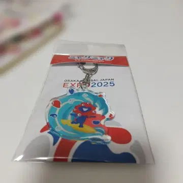 EXPO 2025 미야쿠미야쿠 아크릴 키링