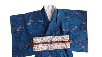 염색한 이중 기모노