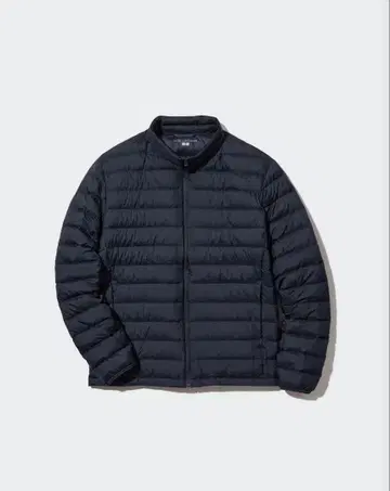 UNIQLO 울트라 라이트 다운 자켓 XL 사이즈 네이비