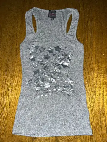 2b bebe 그레이 별 패턴 프린트 탱크탑 원사이즈