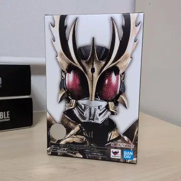 s.h.figuarts 진골조제법 가면라이더 쿠우가 라이징 얼티밋