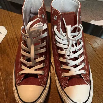 CONVERSE 빨간색 하이컷 스니커즈