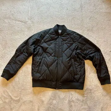 UNIQLO 화이트 마운티니어링 XL 다운 자켓