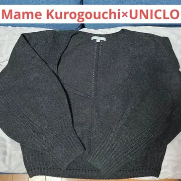 마메 쿠로구치 유니클로 다크 그레이 니트