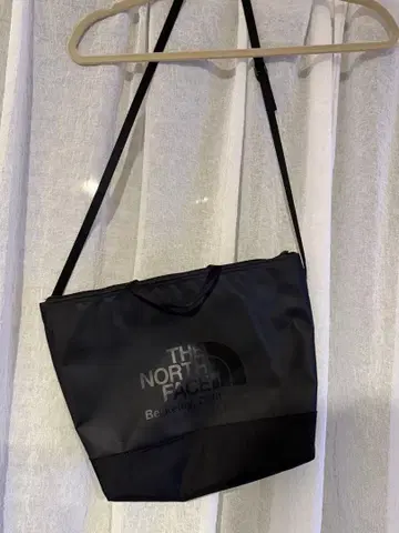 THE NORTH FACE 블랙 토트백