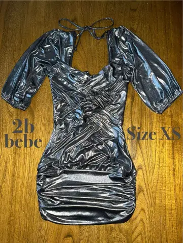 bebe 실버 랩 스타일 미니 원피스