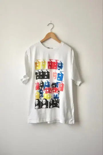 [ 프랑스 한정판 ] 유니클로 모나리자 그래픽 T셔츠 L사이즈