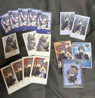 코야나기 로우 폴라로이드 묶음 판매