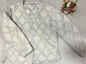 유니클로 울트라 라이트 다운 릴랙스 자켓 아이보리 M