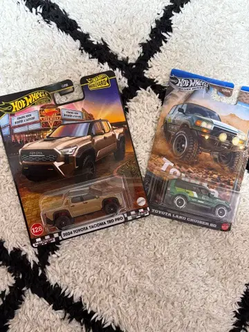 Hot Wheels Tacoma TRD & Land Cruiser 80